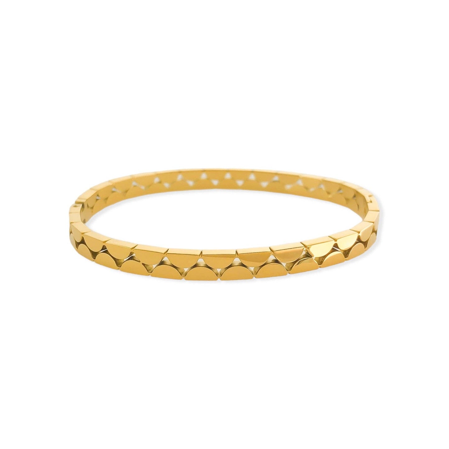 16B005 - Water Resistant Bracelet