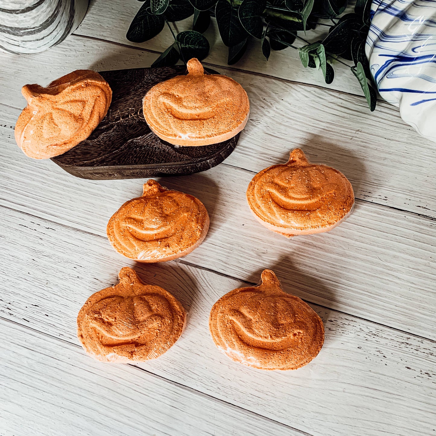 Gia Roma - Halloween Bath Bombs, Skull, Halloween Bath & Body Product