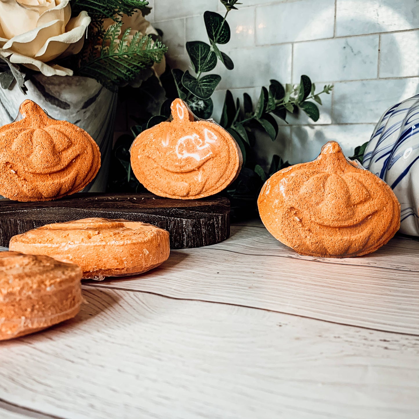 Gia Roma - Halloween Bath Bombs, Skull, Halloween Bath & Body Product