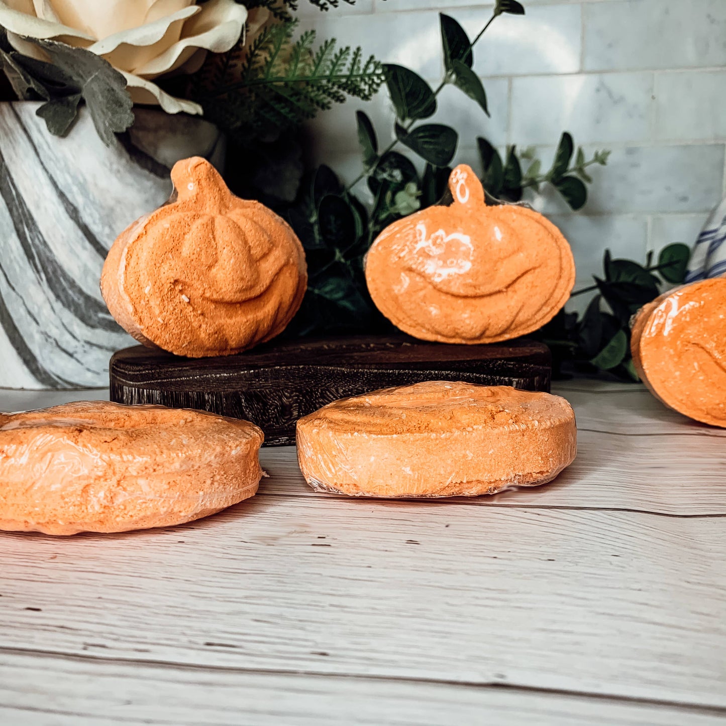 Gia Roma - Halloween Bath Bombs, Skull, Halloween Bath & Body Product