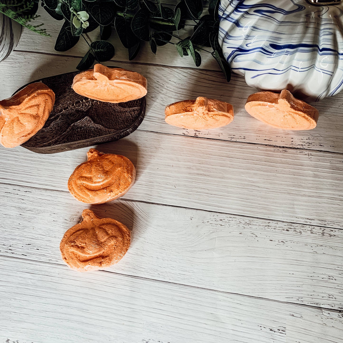 Gia Roma - Halloween Bath Bombs, Skull, Halloween Bath & Body Product