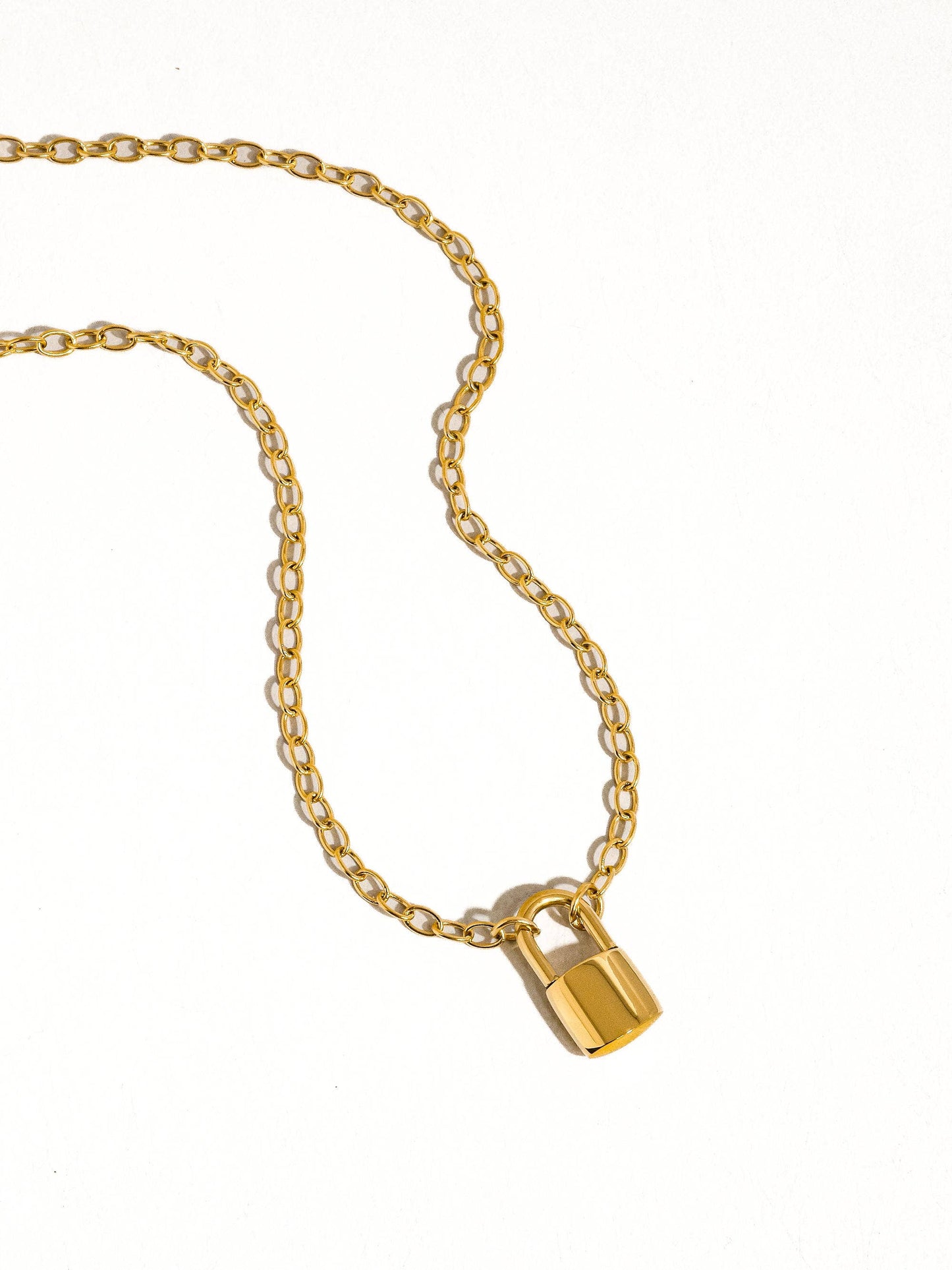 Flânerie by MAIQ - Locky 18K Non-Tarnish Lock Chain Necklace