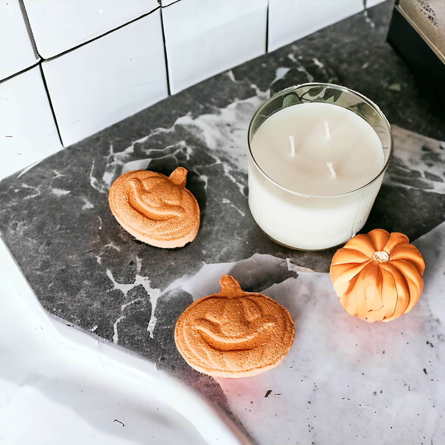 Gia Roma - Fall & Halloween Bath Bomb Fizz, Pumpkin Spice Natural Bomb