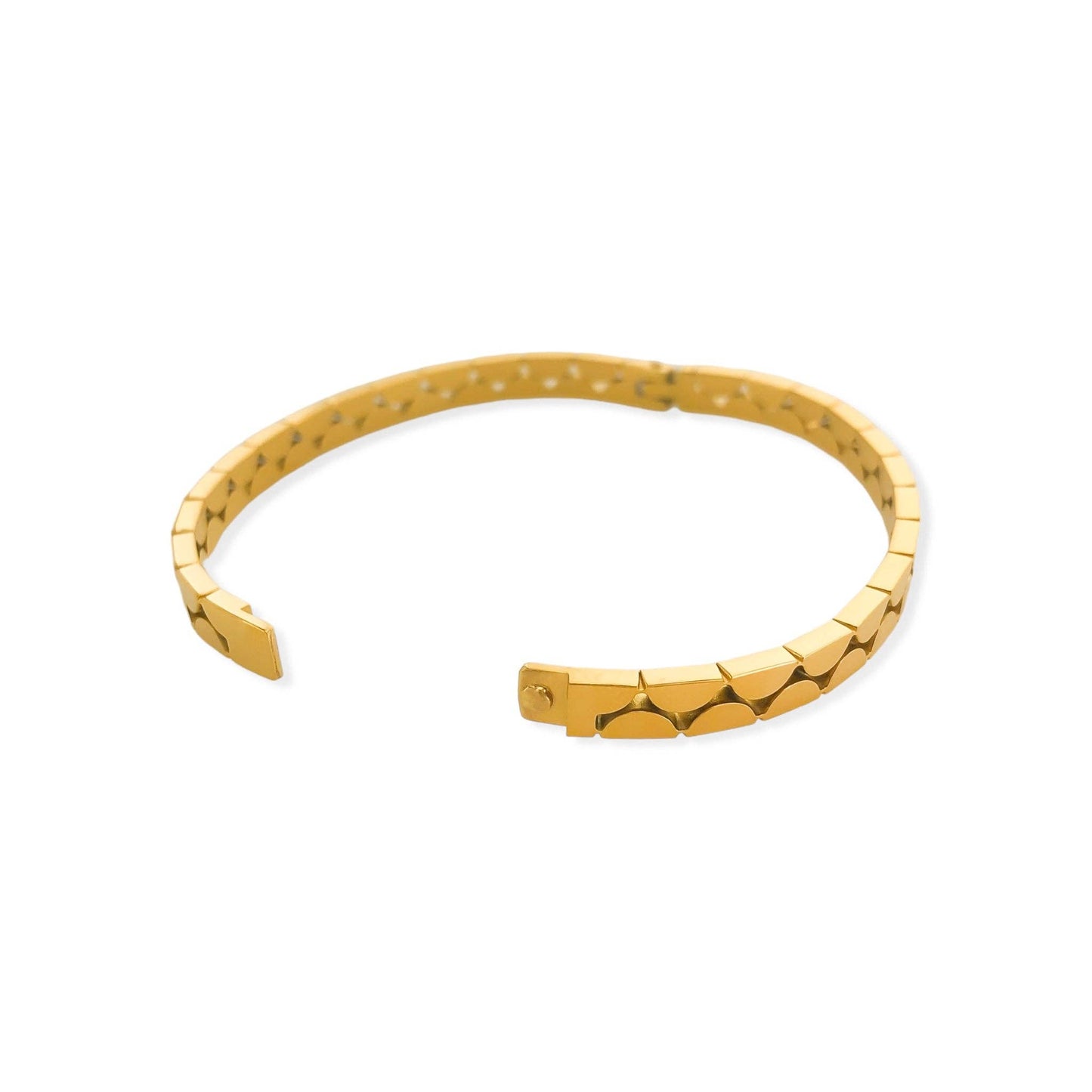 16B005 - Water Resistant Bracelet