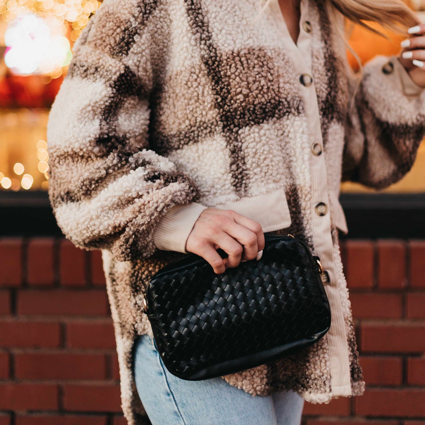 Pretty Simple - Woven Willow Camera Crossbody Bag
