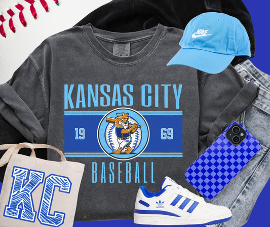 Vintage Kansas City Baseball Lion Player Center 1969 (Pick your tee color)
