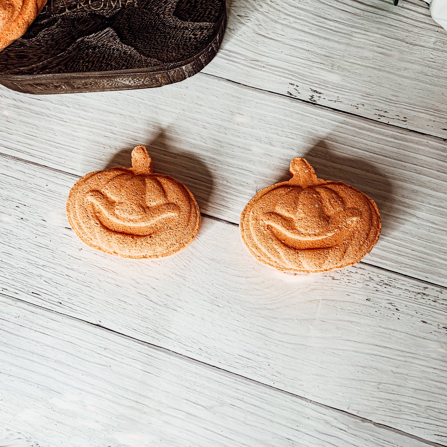 Gia Roma - Halloween Bath Bombs, Skull, Halloween Bath & Body Product