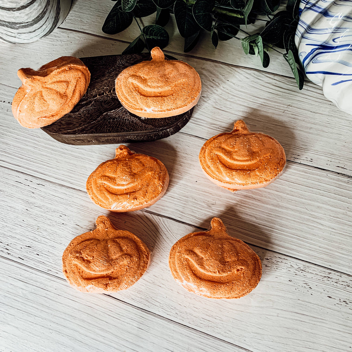 Gia Roma - Halloween Bath Bombs, Skull, Halloween Bath & Body Product